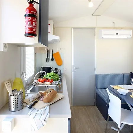 Il Borgo Delle Arti Camping 3*