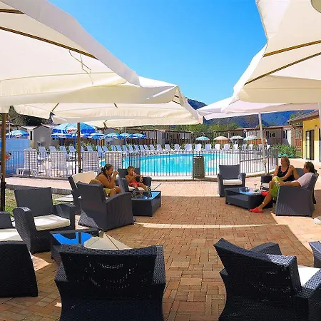 Camping Il Borgo Delle Arti Verbania