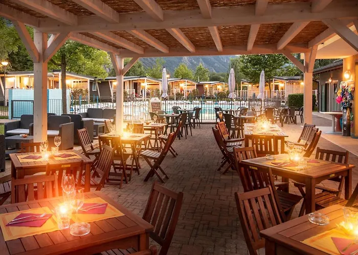 Camping Il Borgo Delle Arti 3*