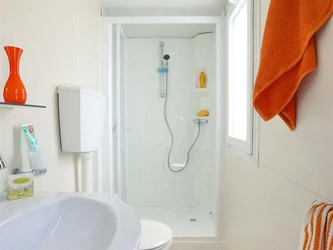 Il Borgo Delle Arti Camping Verbania