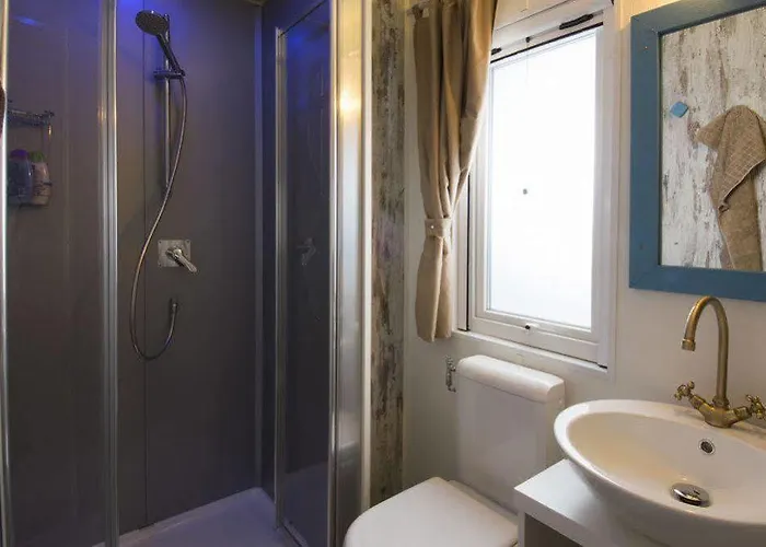 Il Borgo Delle Arti Camping