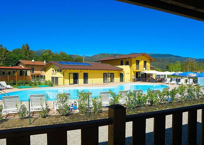Camping Il Borgo Delle Arti Verbania